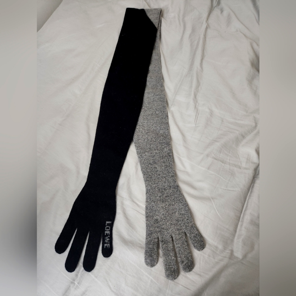 Loewe wool scarf